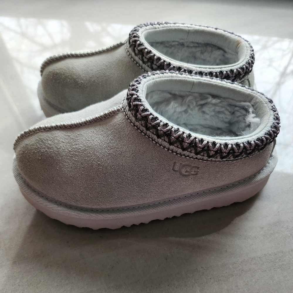 UGG Kids Gray Cozy Slippers